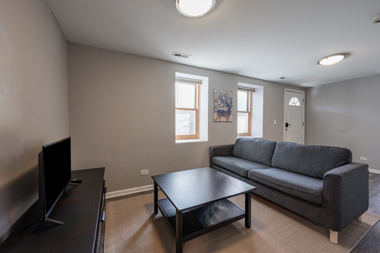 #1605: Logan Square - Full Bedroom A - #1605: Logan Square - Gallery - 11