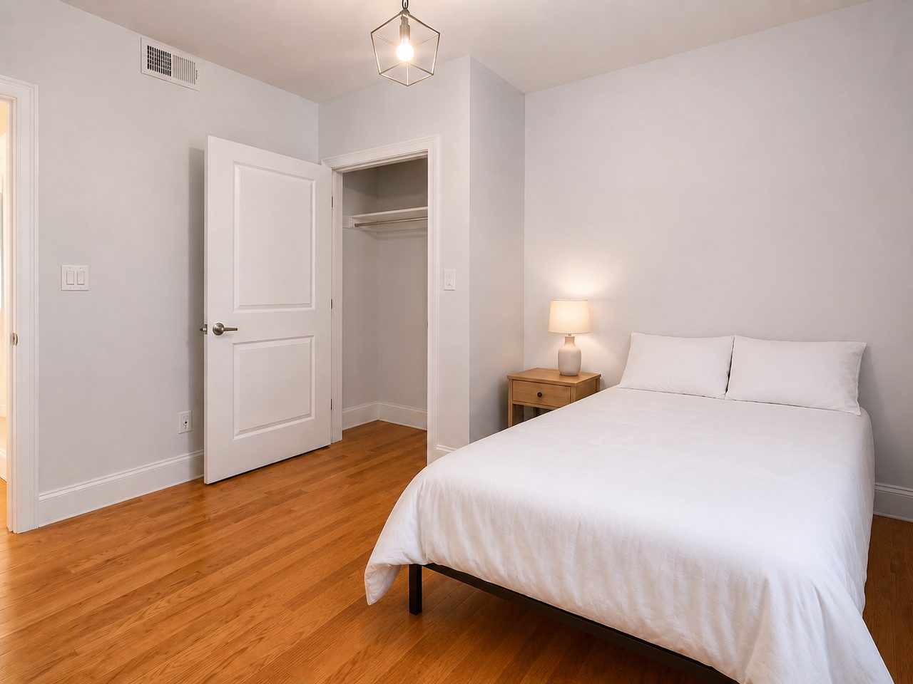 #680: Allston - Queen Bedroom C - 7
