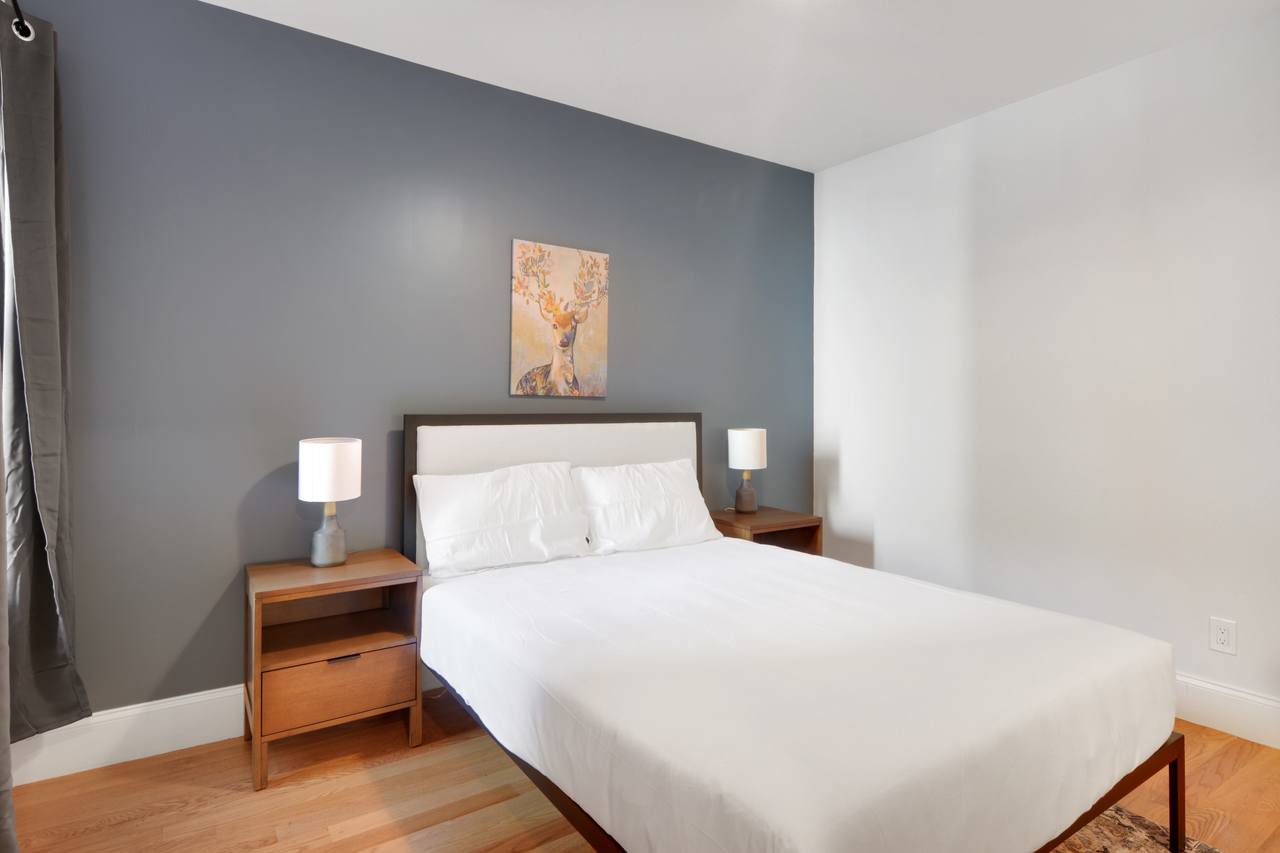 #680: Allston - Queen Bedroom D - 14
