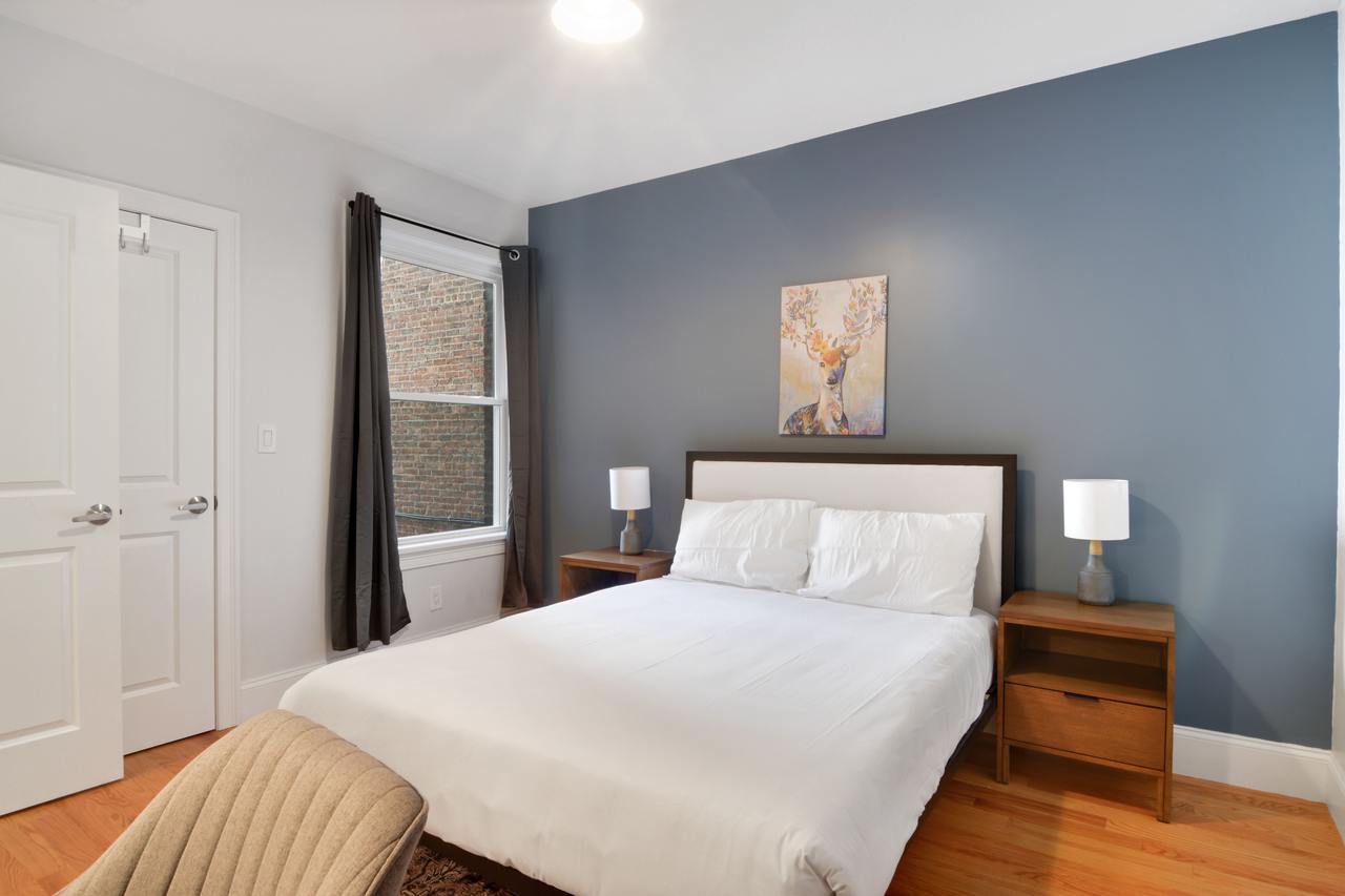 #680: Allston - Queen Bedroom D - 15