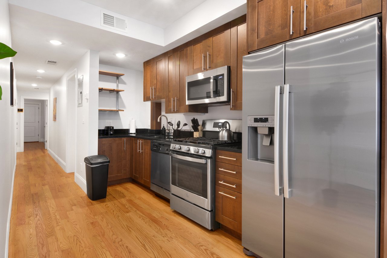 #680: Allston - Queen Bedroom B - 4