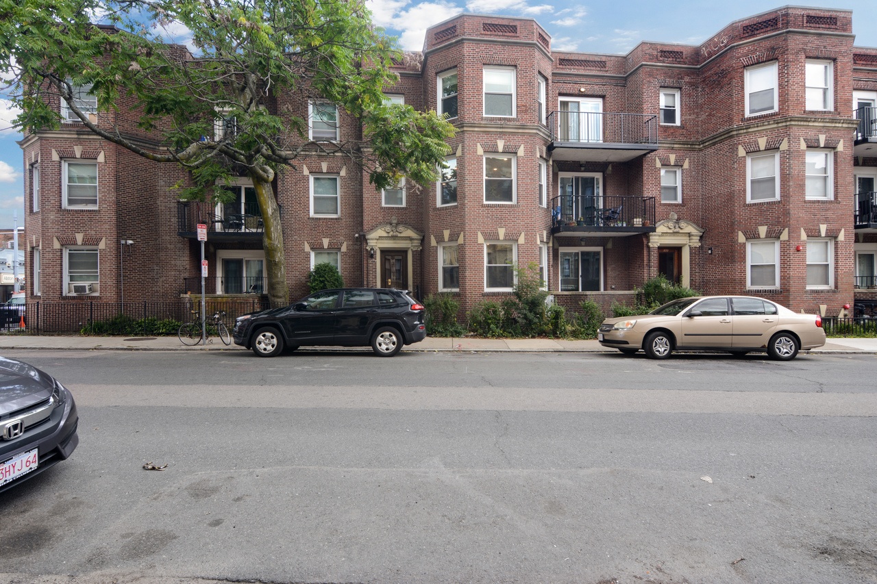 #680: Allston - Queen Bedroom B - 13