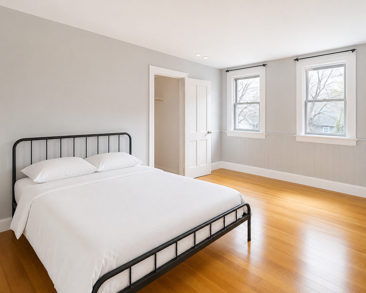 #1463: Newton Corner - Queen Bedroom B - 22