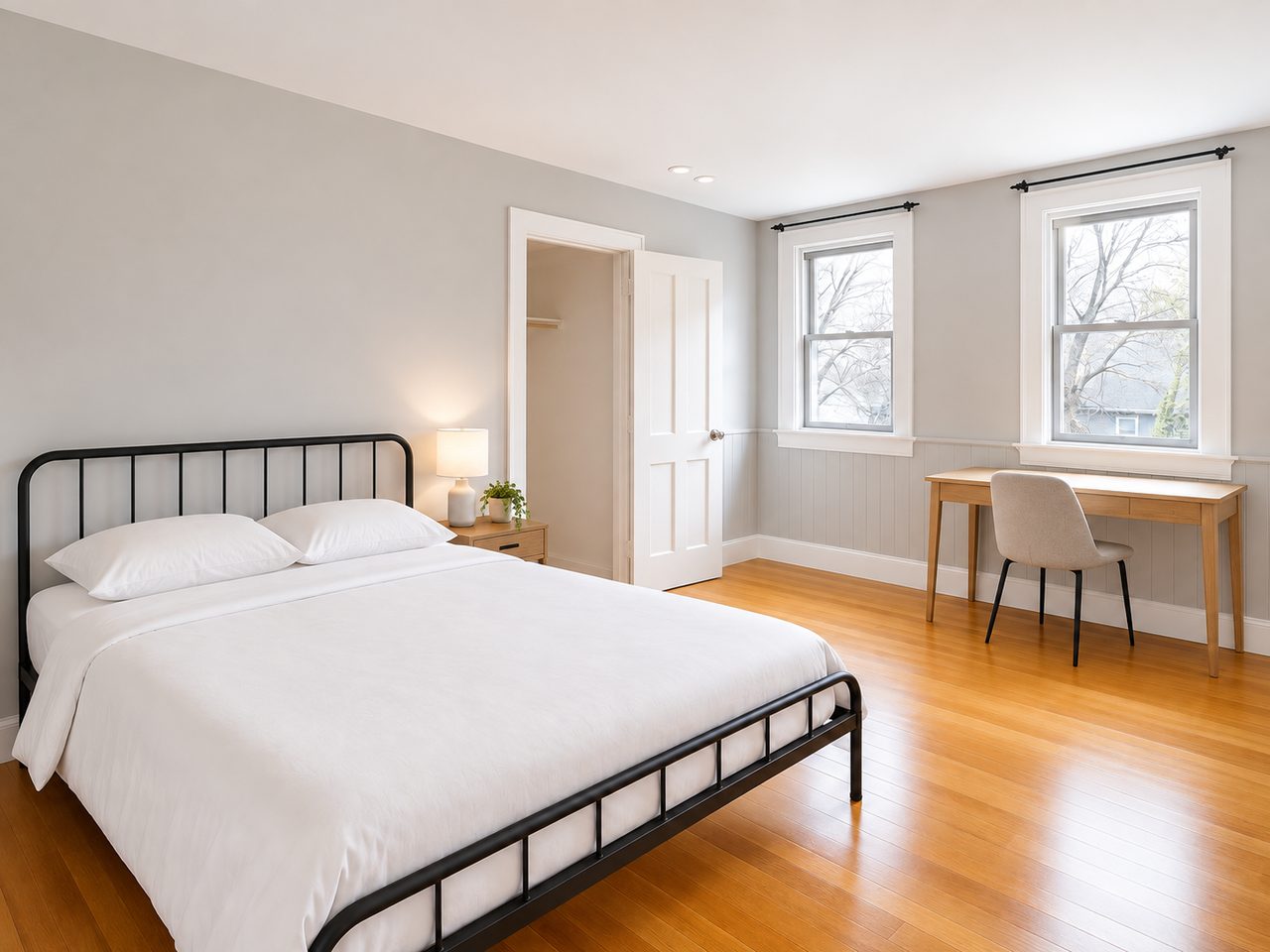 #1463: Newton Corner - Queen Bedroom B - 23