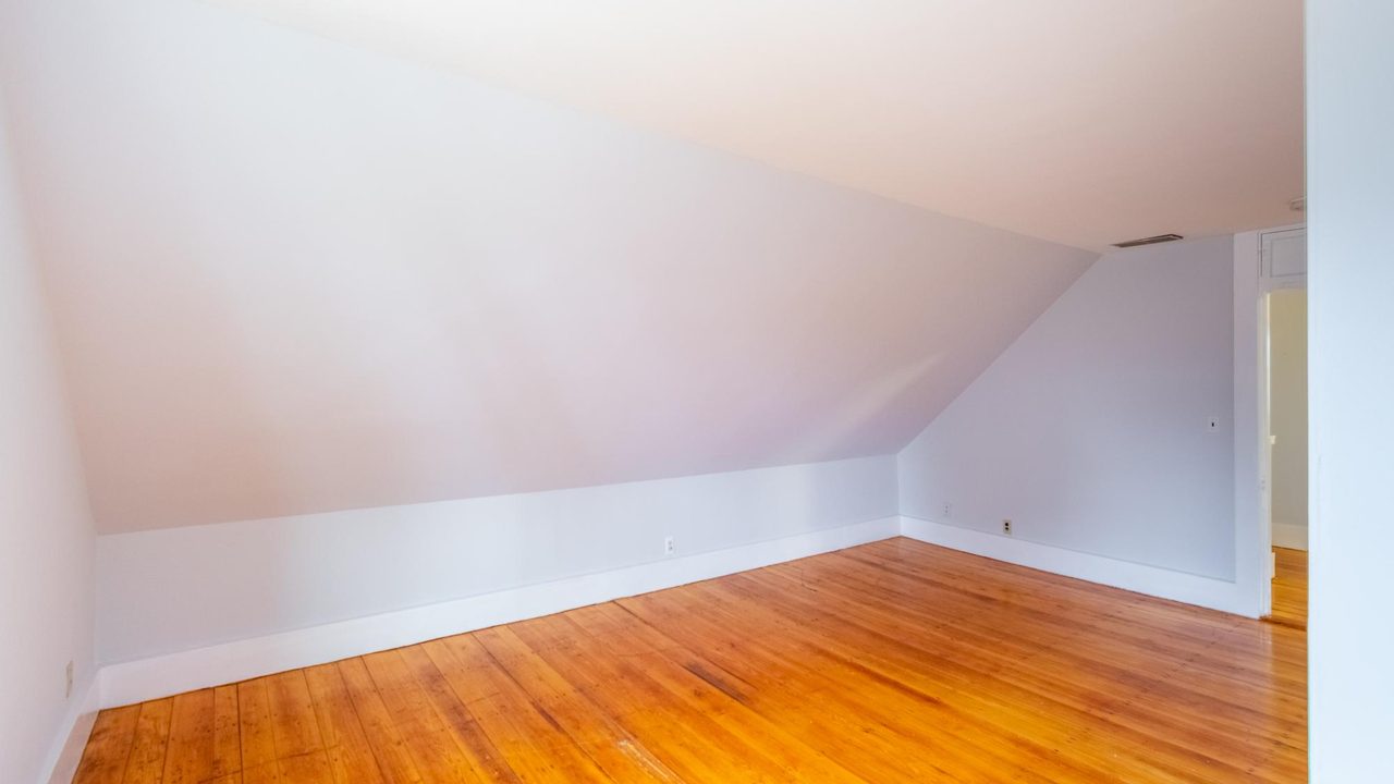  #1463: Newton Corner - Queen Bedroom D  -  #1463: Newton Corner  - Gallery -  19
