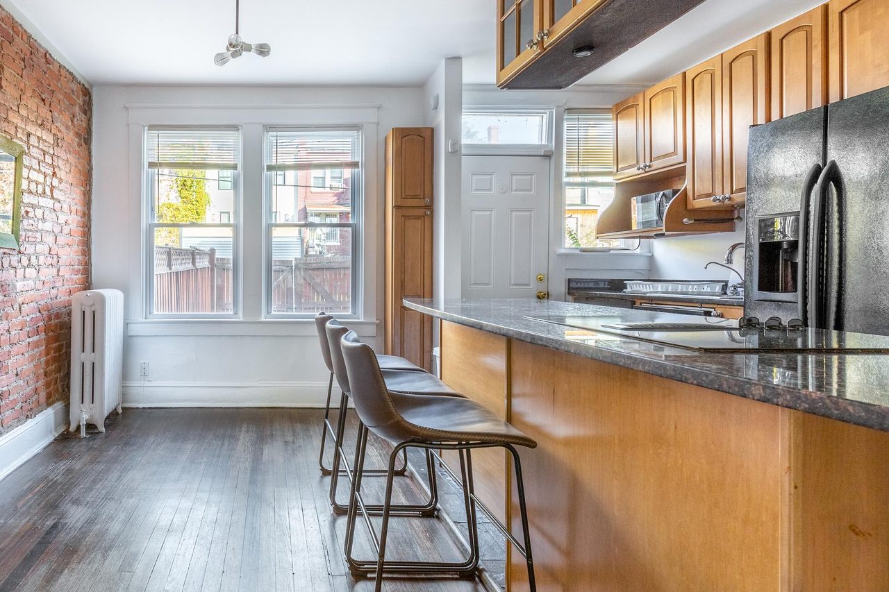 #1636: Near NorthEast - Full Bedroom C - #1636: Near NorthEast - Gallery - 4