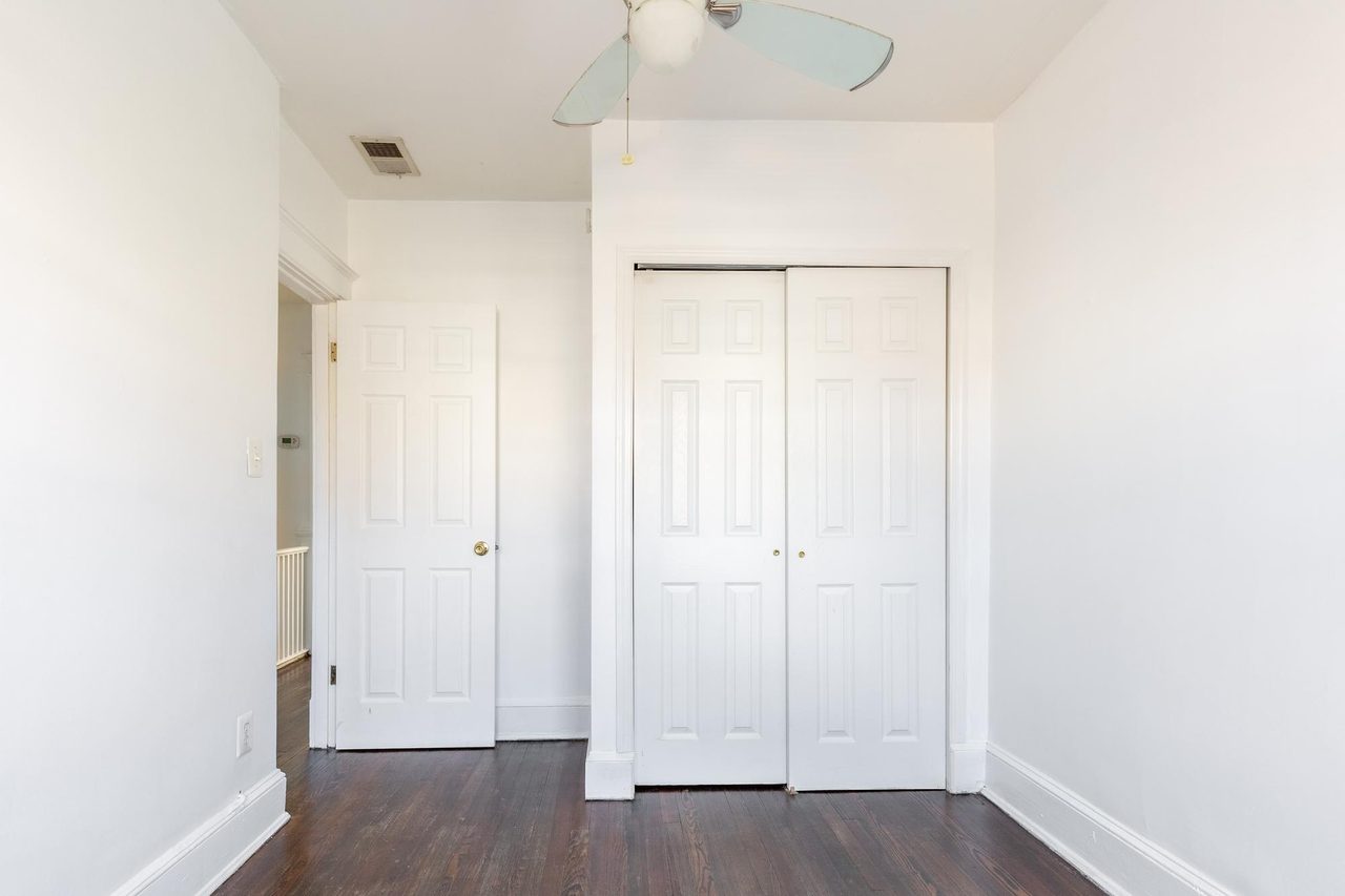 #1636: Near NorthEast - Full Bedroom B - #1636: Near NorthEast - Gallery - 5