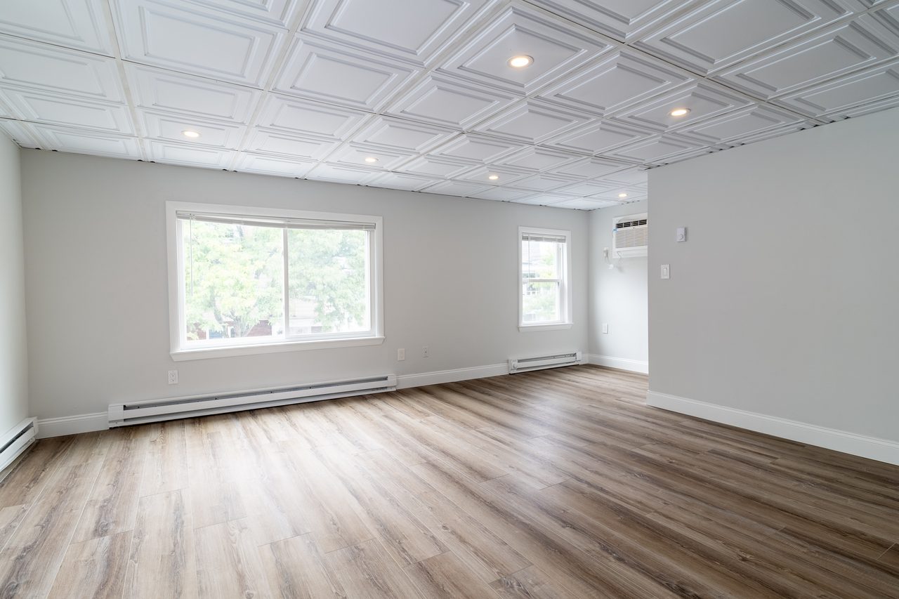 #1759: Somerville - Queen Room A - 4