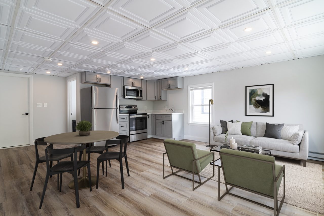 #1759: Somerville - Queen Room A - 1