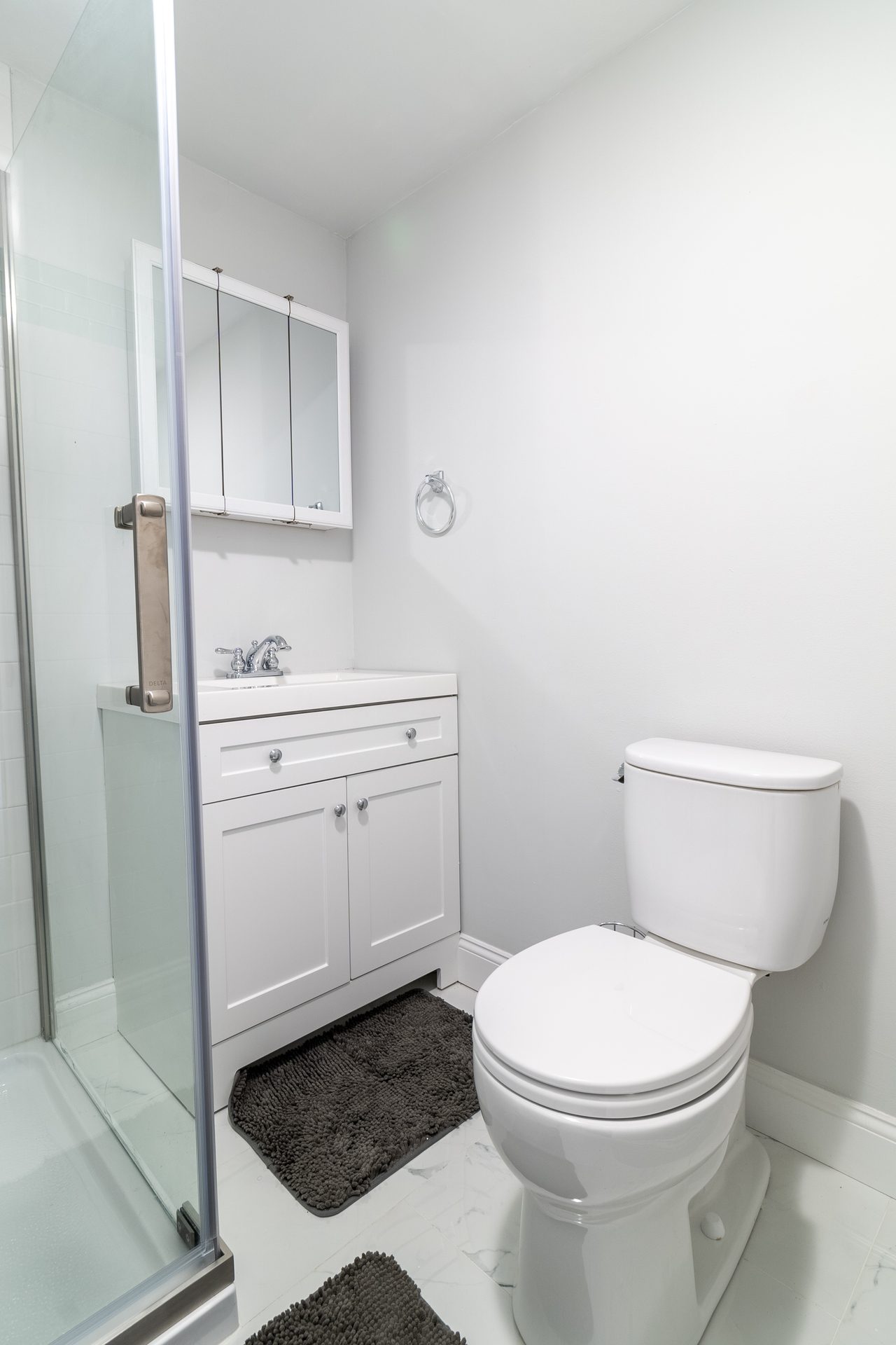 #1759: Somerville - Queen Room A - 7