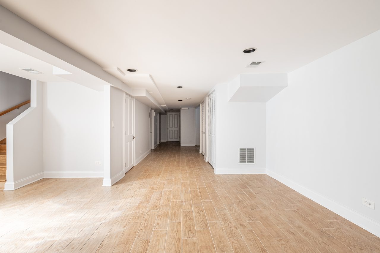  #1568: Logan Square - Full Bedroom A  -  #1568: Logan Square  - Gallery -  18