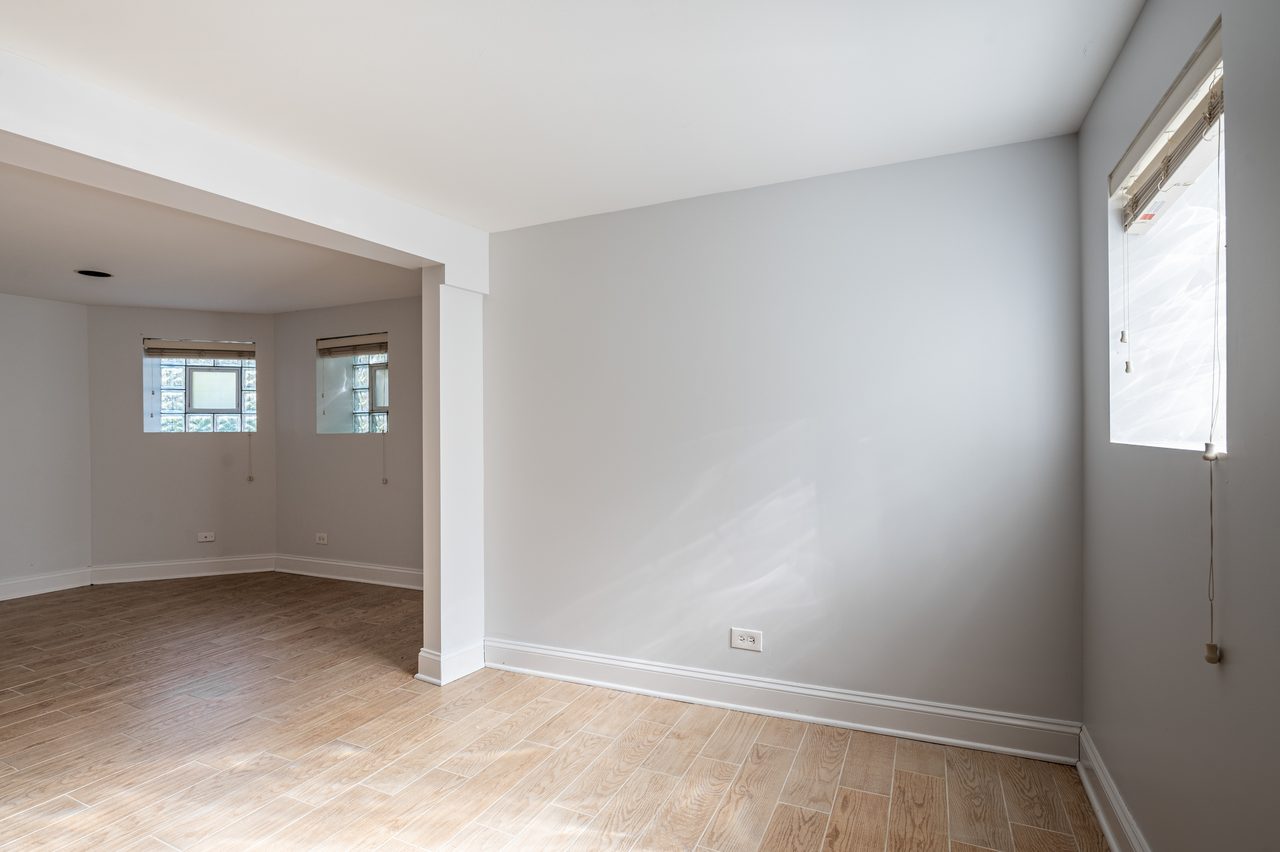  #1568: Logan Square - Full Bedroom A  -  #1568: Logan Square  - Gallery -  17