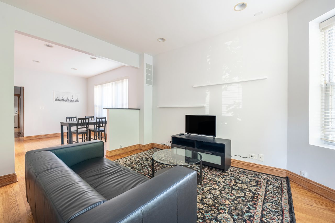  #1568: Logan Square - Full Bedroom A  -  #1568: Logan Square  - Gallery -  6