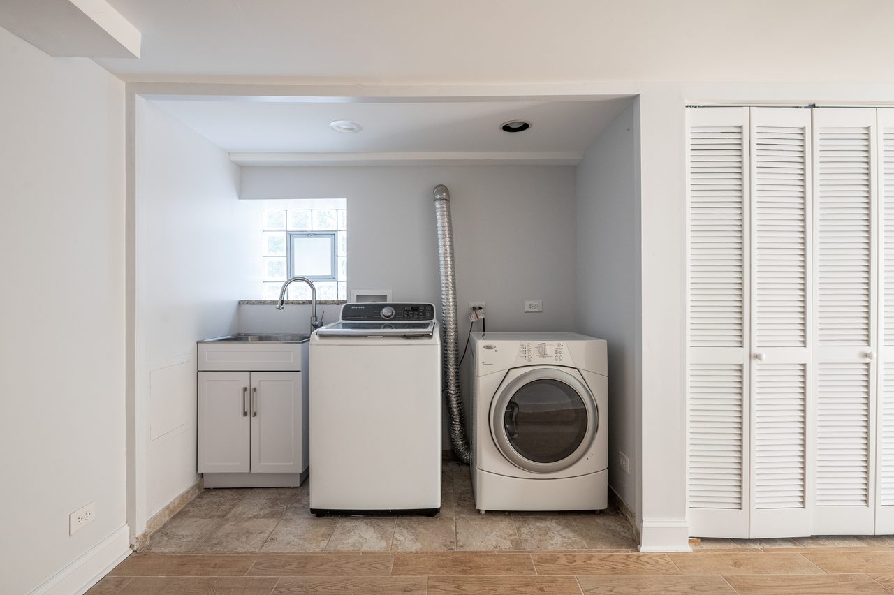  #1568: Logan Square - Full Bedroom C  -  #1568: Logan Square  - Gallery -  22