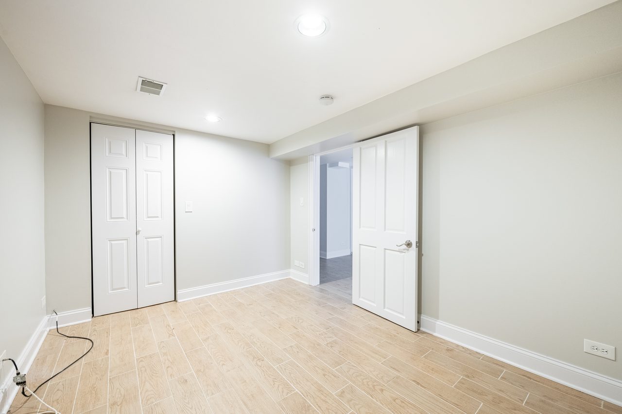  #1568: Logan Square - Full Bedroom C  -  #1568: Logan Square  - Gallery -  5