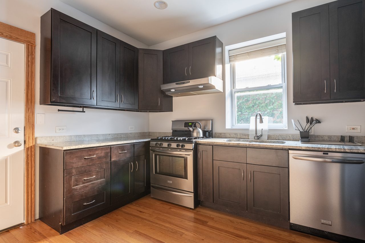  #1568: Logan Square - Full Bedroom C  -  #1568: Logan Square  - Gallery -  1