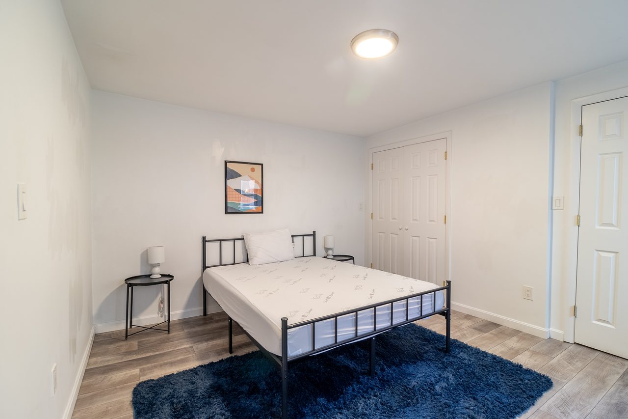 #1752: South Boston - Queen Bedroom D - 11