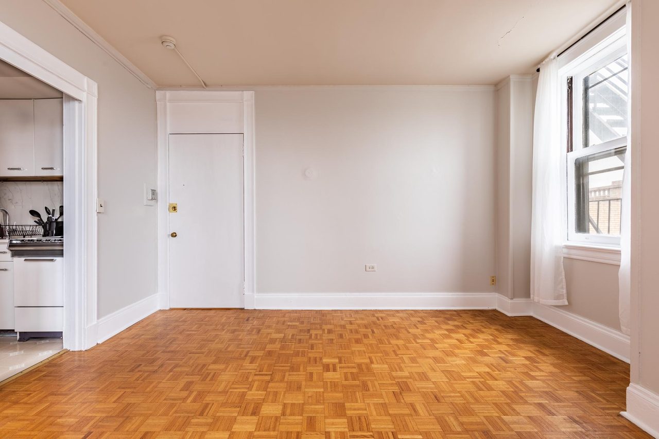  #1289: Beacon Hill - 1 Bedroom (Full)  -  #1289: Beacon Hill  - Gallery -  12