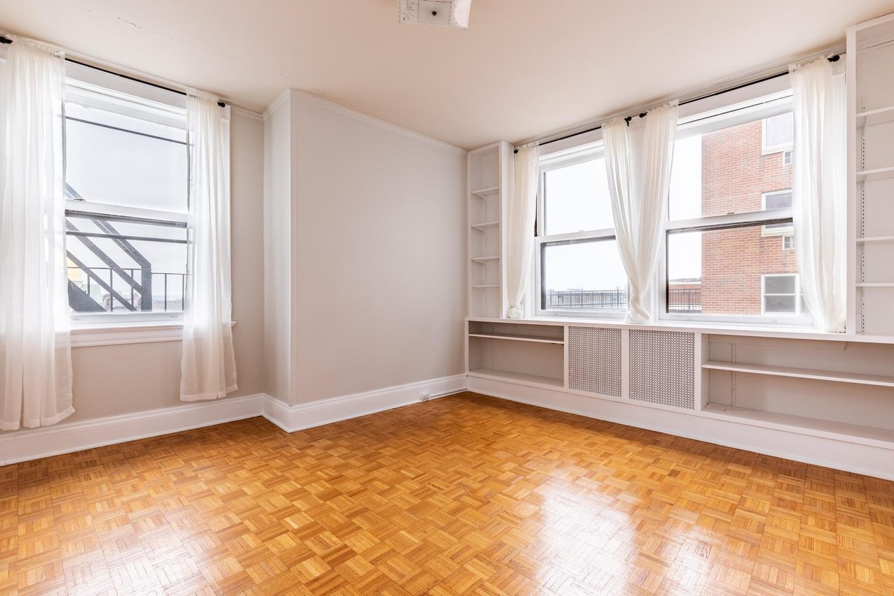  #1289: Beacon Hill - 1 Bedroom (Full)  -  #1289: Beacon Hill  - Gallery -  18