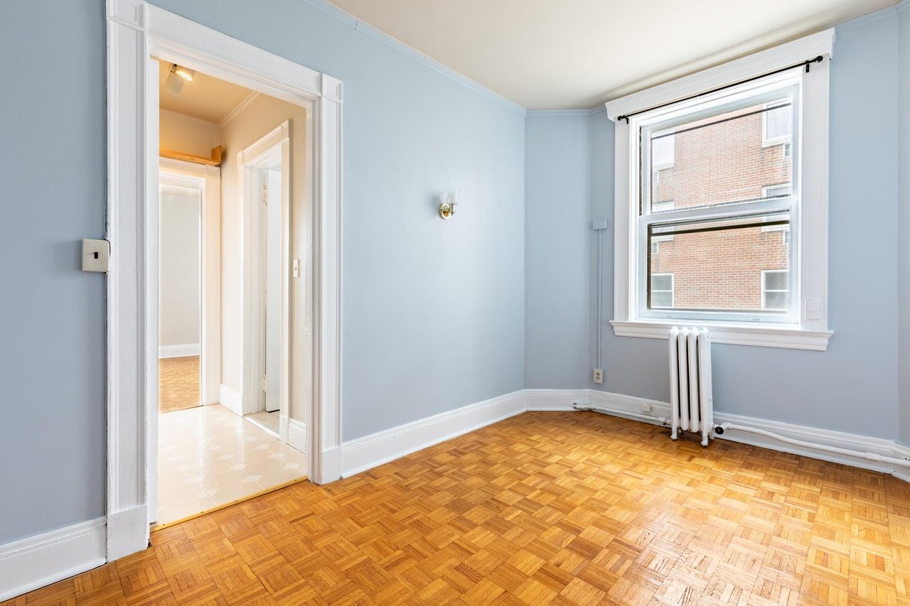  #1289: Beacon Hill - 1 Bedroom (Full)  -  #1289: Beacon Hill  - Gallery -  7