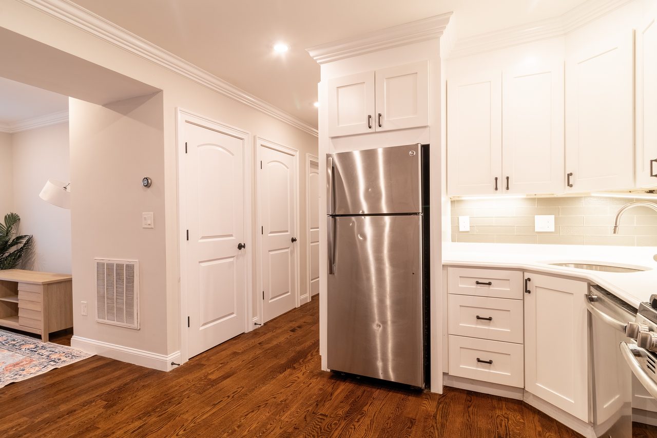 #1798: Somerville - Queen Bedroom A - 6