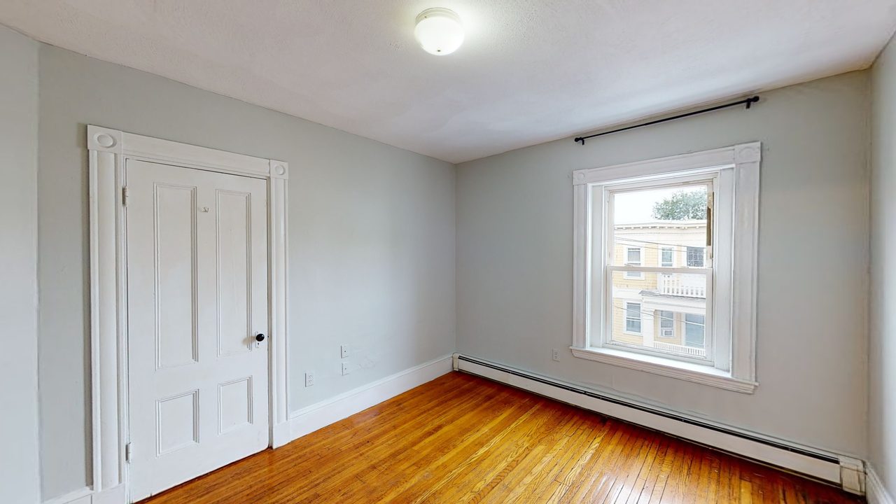 #1390: Allston - Queen Bedroom D - 1