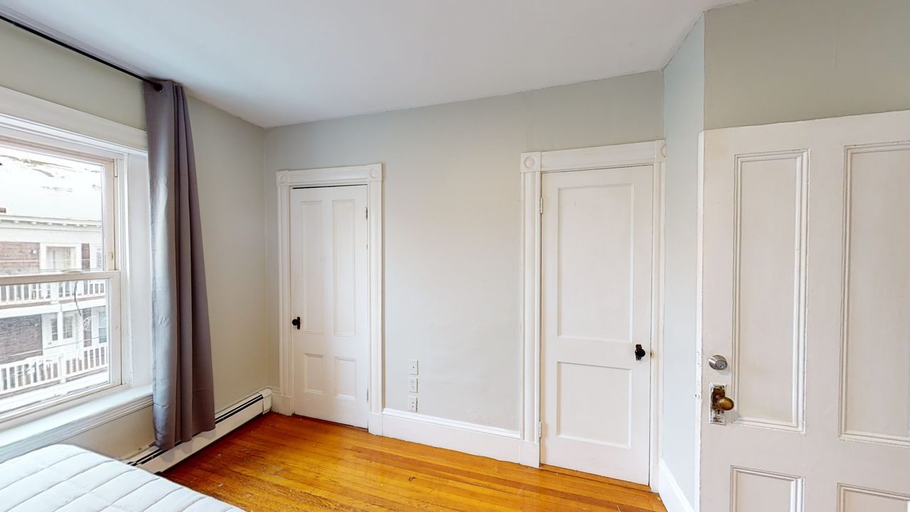 #1390: Allston - Queen Bedroom C - 3