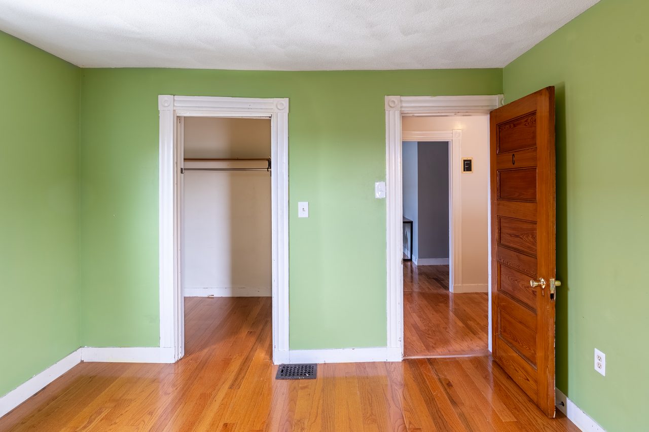 #1578: Somerville - Queen Bedroom C - 3