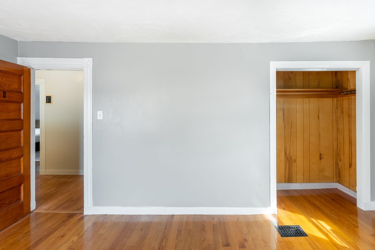 #1578: Somerville - Queen Bedroom D - #1578: Somerville - Gallery - 5