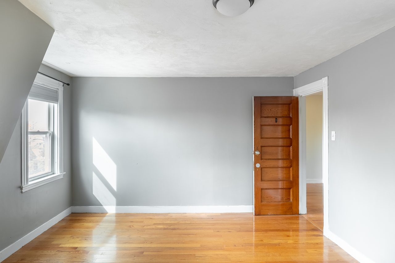 #1578: Somerville - Queen Bedroom D - #1578: Somerville - Gallery - 4