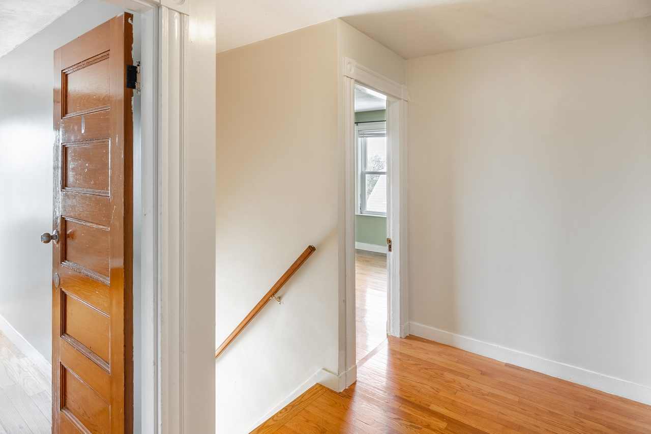  #1578: Somerville - Queen Bedroom F  -  #1578: Somerville  - Gallery -  17