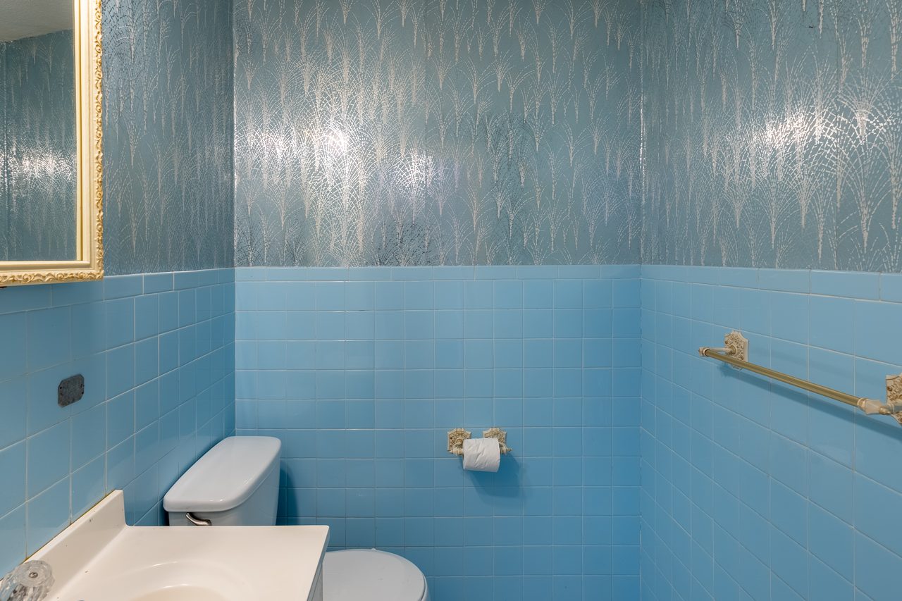  #1578: Somerville - Queen Bedroom F  -  #1578: Somerville  - Gallery -  18