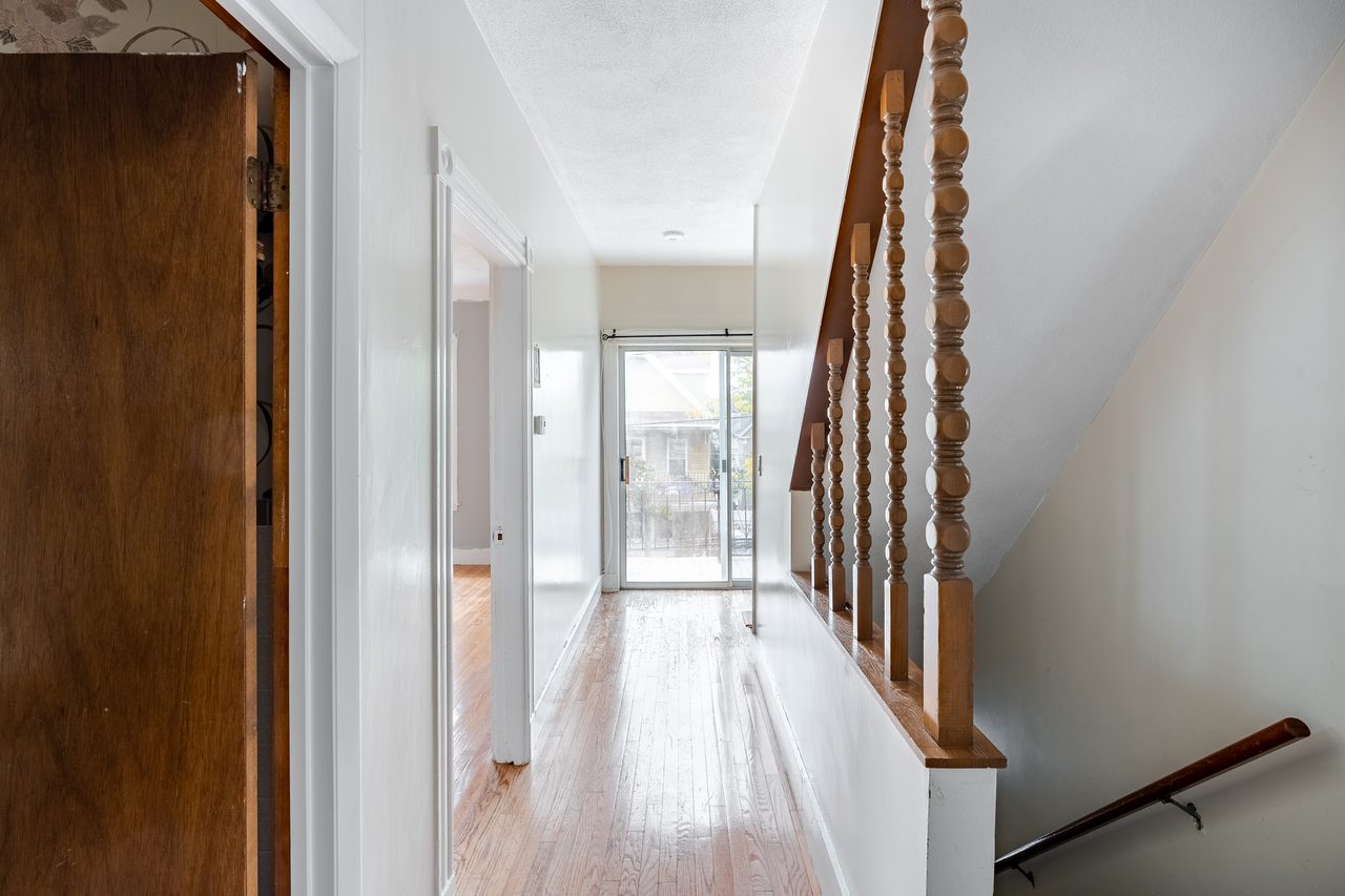 #1578: Somerville - Full Bedroom A - #1578: Somerville - Gallery - 12