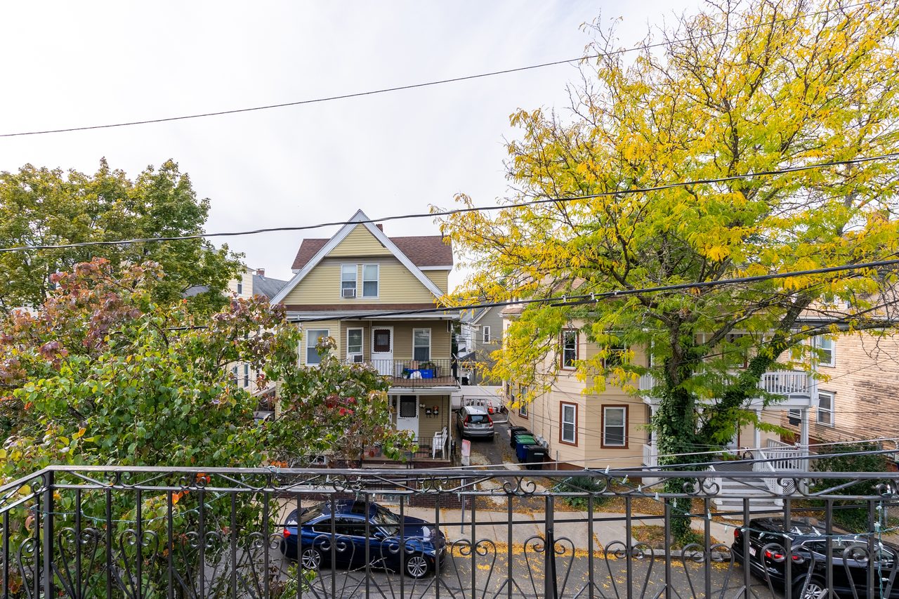 #1578: Somerville - Queen Bedroom E - #1578: Somerville - Gallery - 22