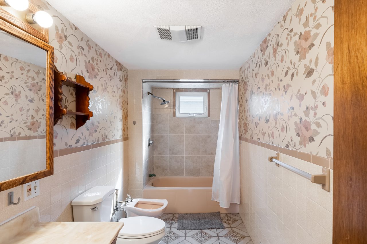 #1578: Somerville - Queen Bedroom E - #1578: Somerville - Gallery - 12