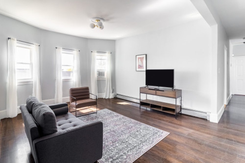 #1215: Dorchester - Fields Corner West - Gallery - 4