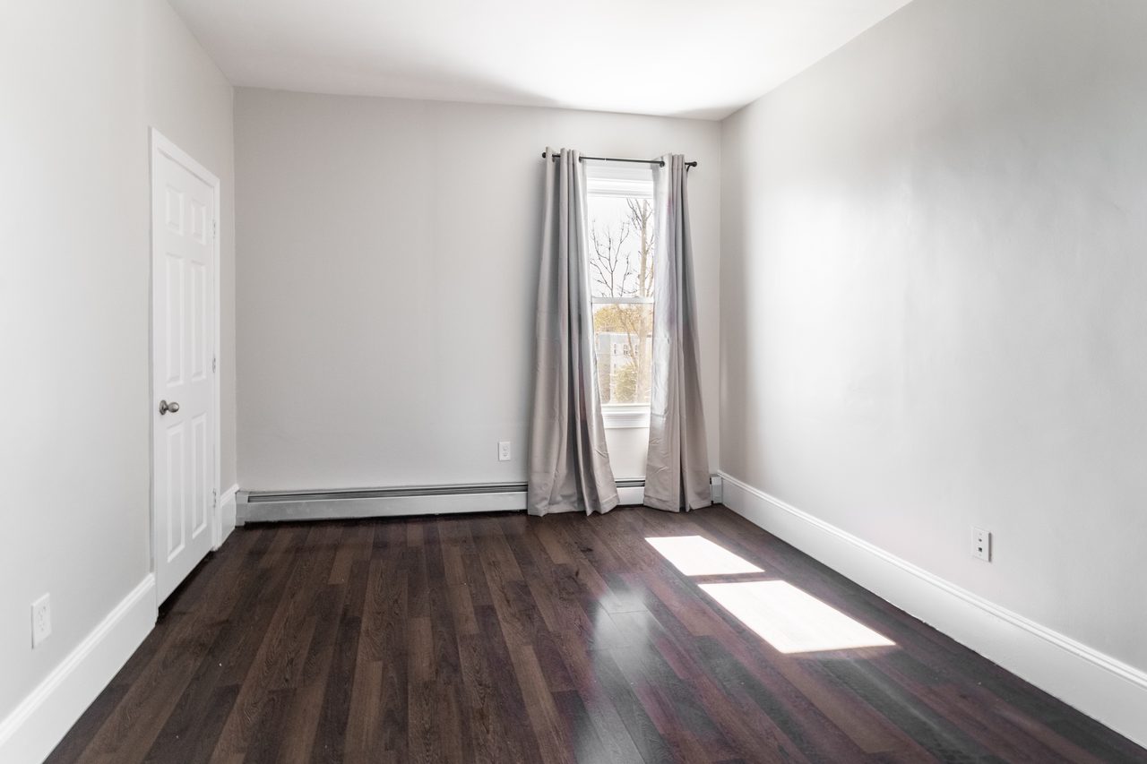 #1215: Dorchester - Fields Corner West - Queen Bedroom C - 13