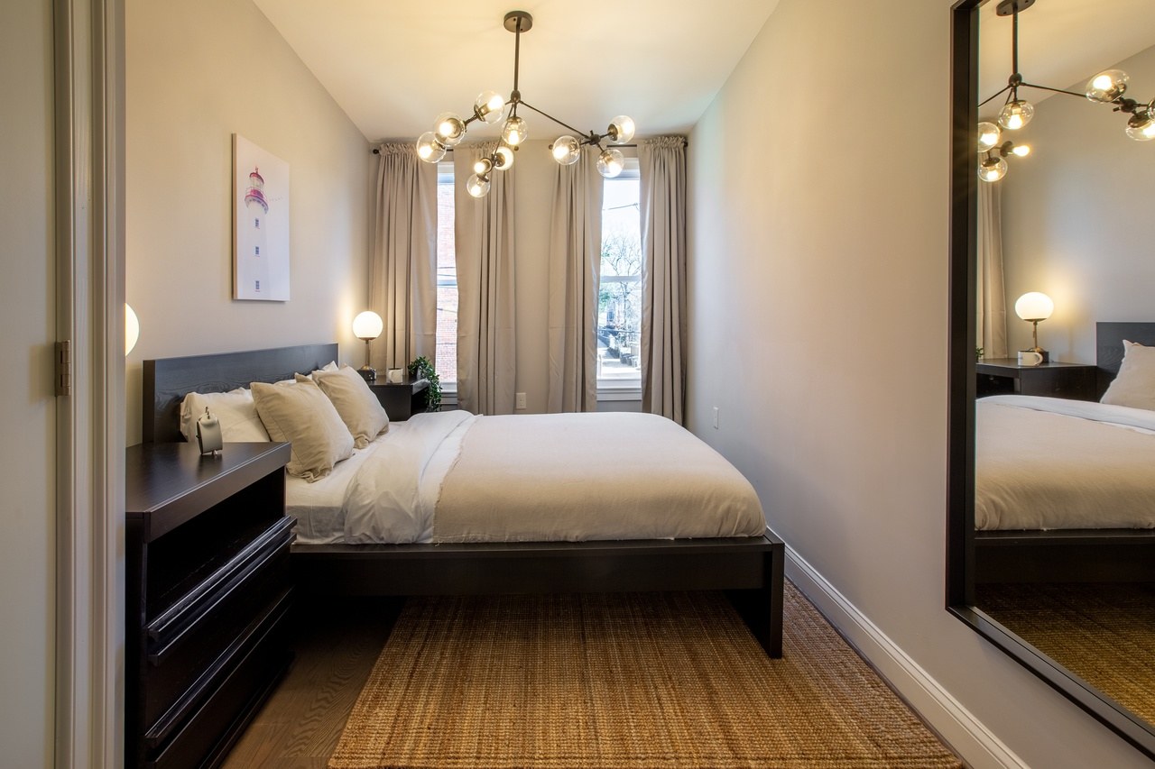  #289: Petworth - Queen Bedroom B  -  #289: Petworth  - Gallery -  1