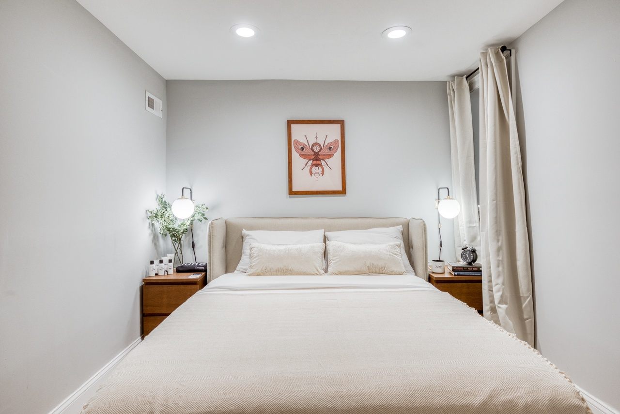  #289: Petworth - Queen Bedroom D W/Private Bathroom  -  #289: Petworth  - Gallery -  1