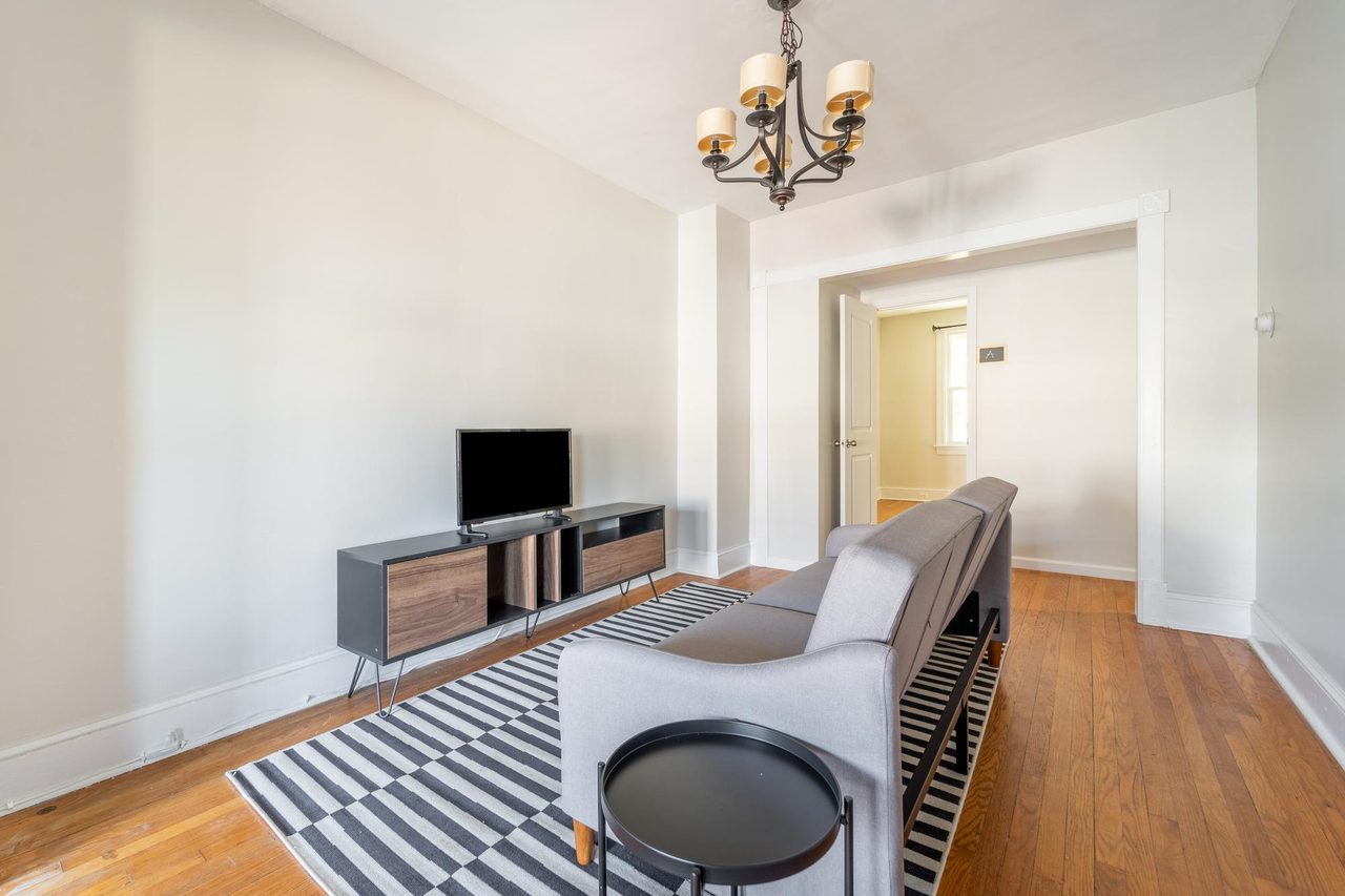  #1590: Columbia Heights - Queen Bedroom A  -  #1590: Columbia Heights  - Gallery -  11