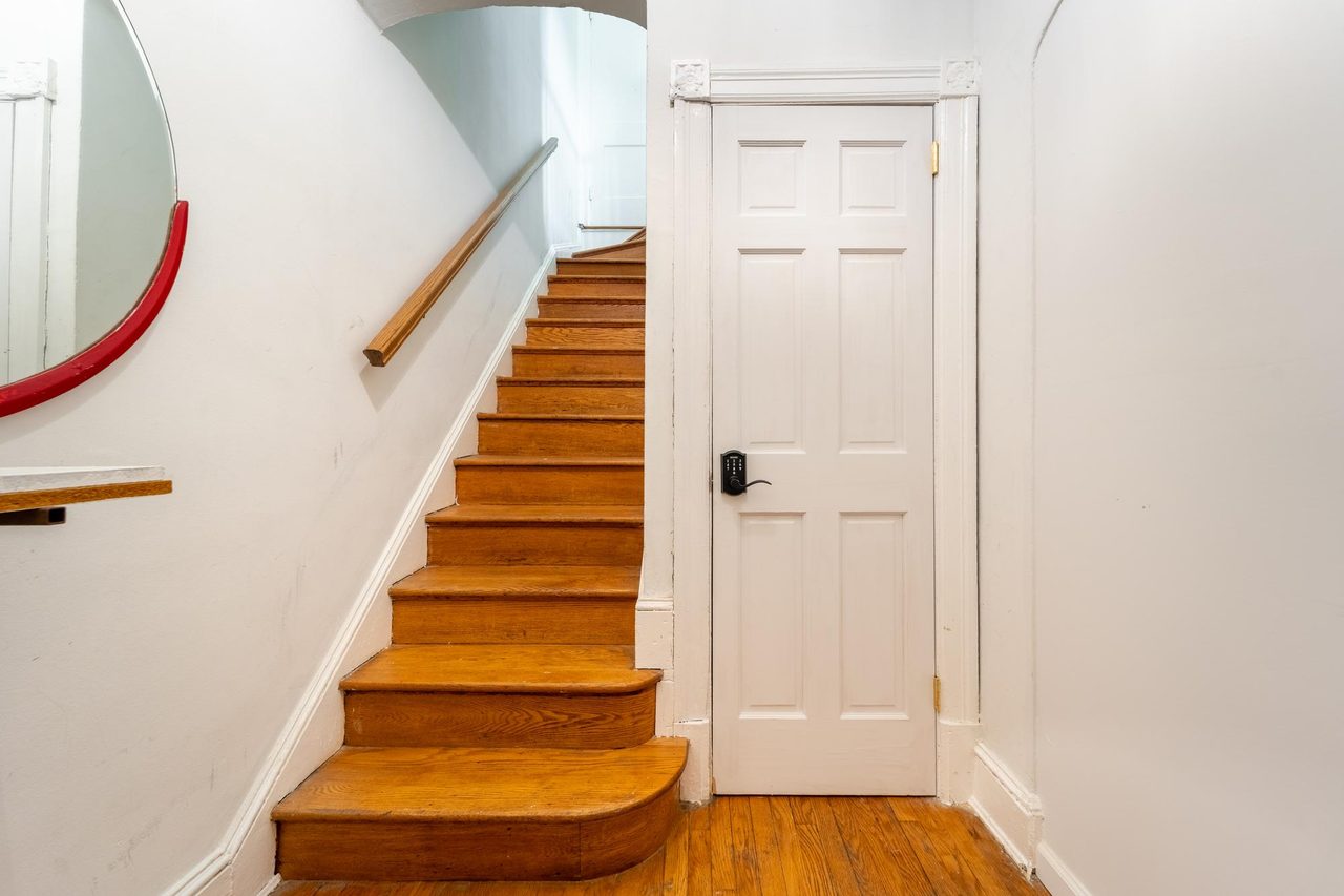  #1590: Columbia Heights - Queen Bedroom B  -  #1590: Columbia Heights  - Gallery -  14