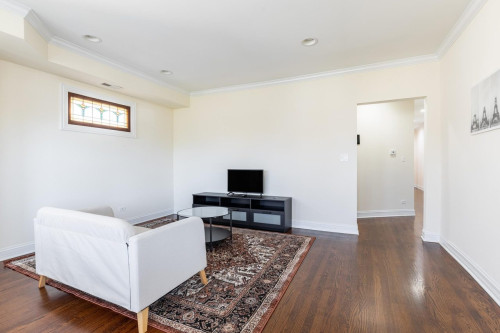 #1598: Irving Park - Gallery - 16