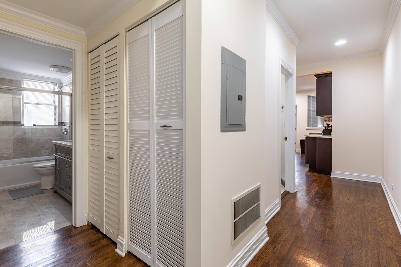  #1598: Irving Park - Full Bedroom A  -  #1598: Irving Park  - Gallery -  9