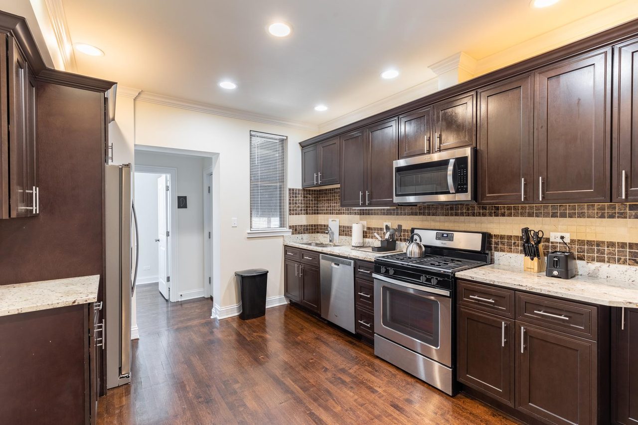  #1598: Irving Park - Full Bedroom A  -  #1598: Irving Park  - Gallery -  21
