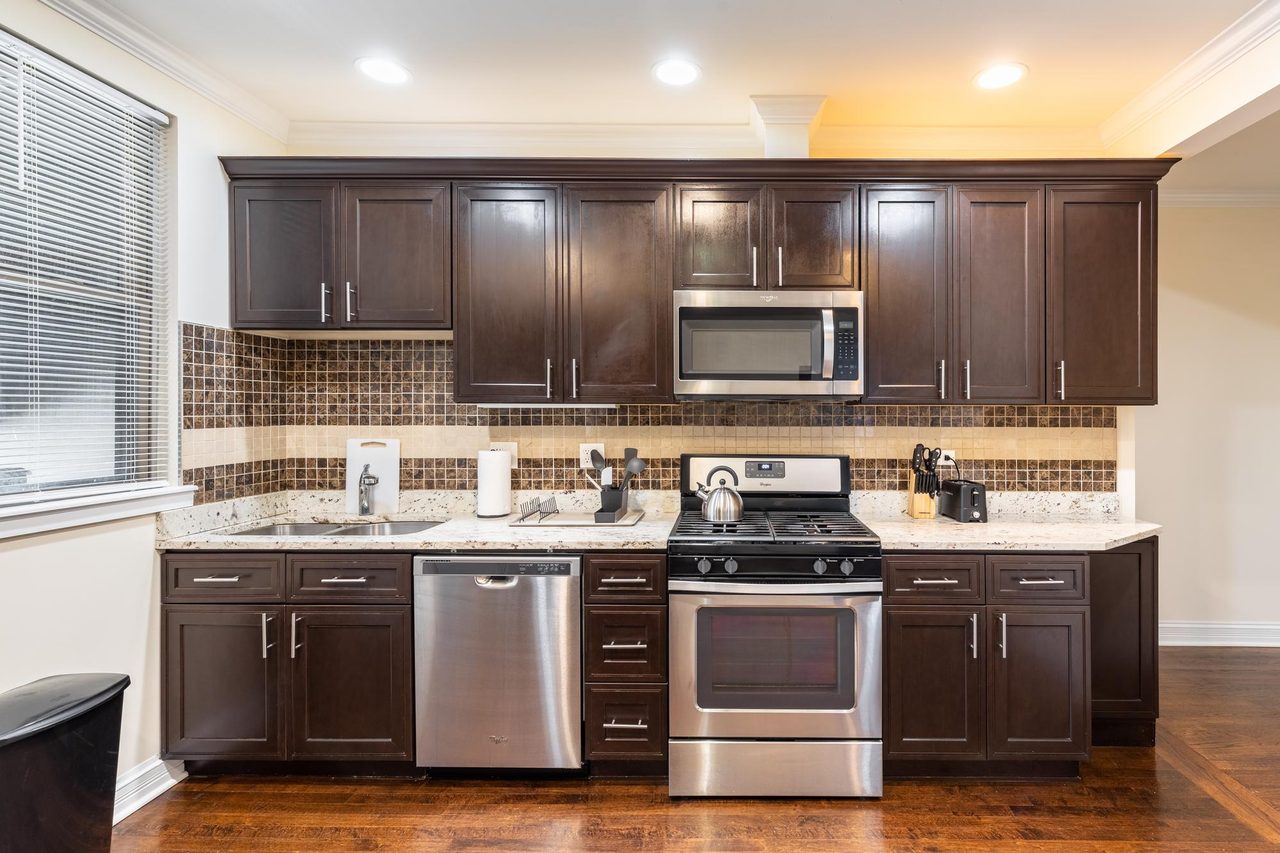  #1598: Irving Park - Full Bedroom D  -  #1598: Irving Park  - Gallery -  8