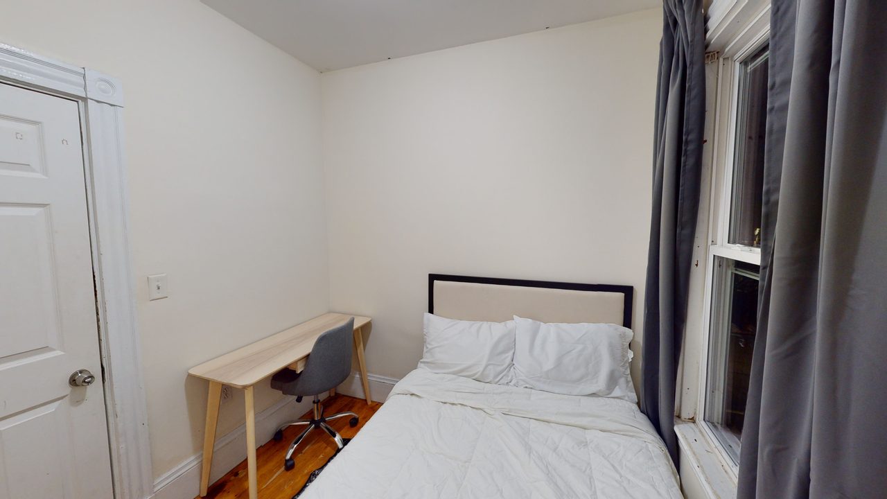  #1068: Mission Hill - Full Bedroom B  -  #1068: Mission Hill  - Gallery -  4