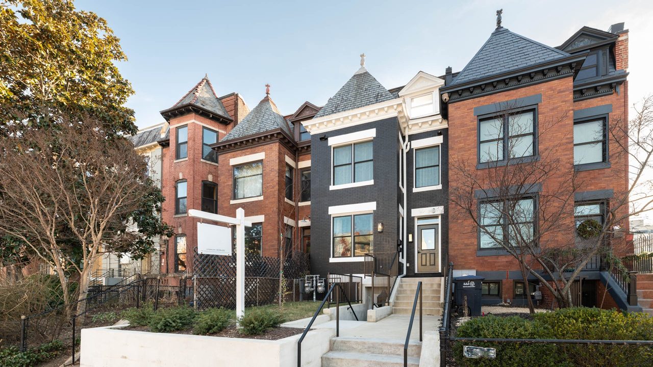  #1718: Columbia Heights - Full Bedroom C  -  #1718: Columbia Heights  - Gallery -  2