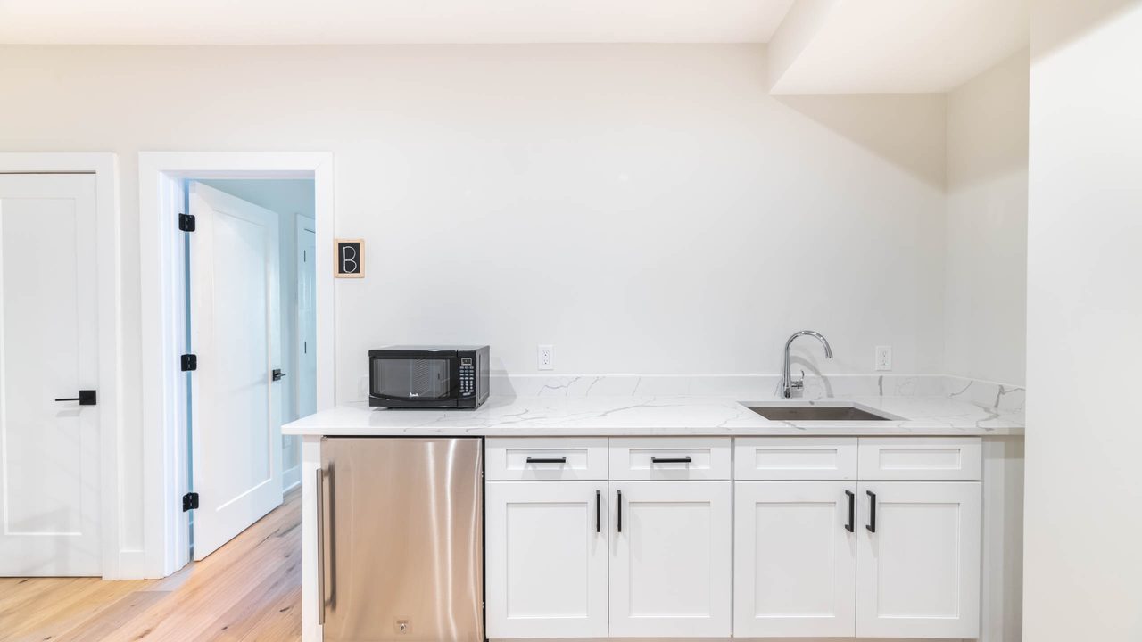 #1718: Columbia Heights - Full Bedroom C - #1718: Columbia Heights - Gallery - 13