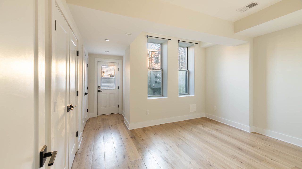 #1718: Columbia Heights - Full Bedroom B - #1718: Columbia Heights - Gallery - 6