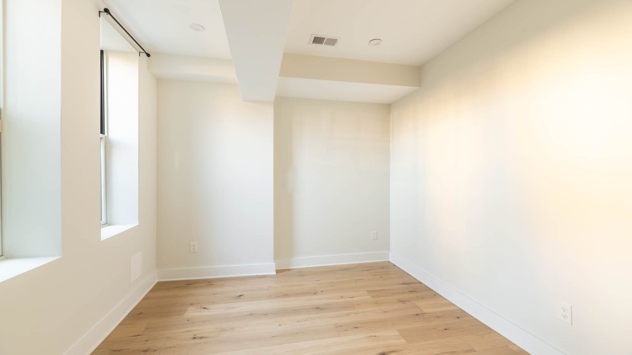  #1718: Columbia Heights - Full Bedroom B  -  #1718: Columbia Heights  - Gallery -  3